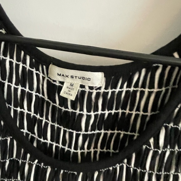 Max studio, med, maxi for petite, midi for average/tall. Add a jacket for fall! - Picture 3 of 4